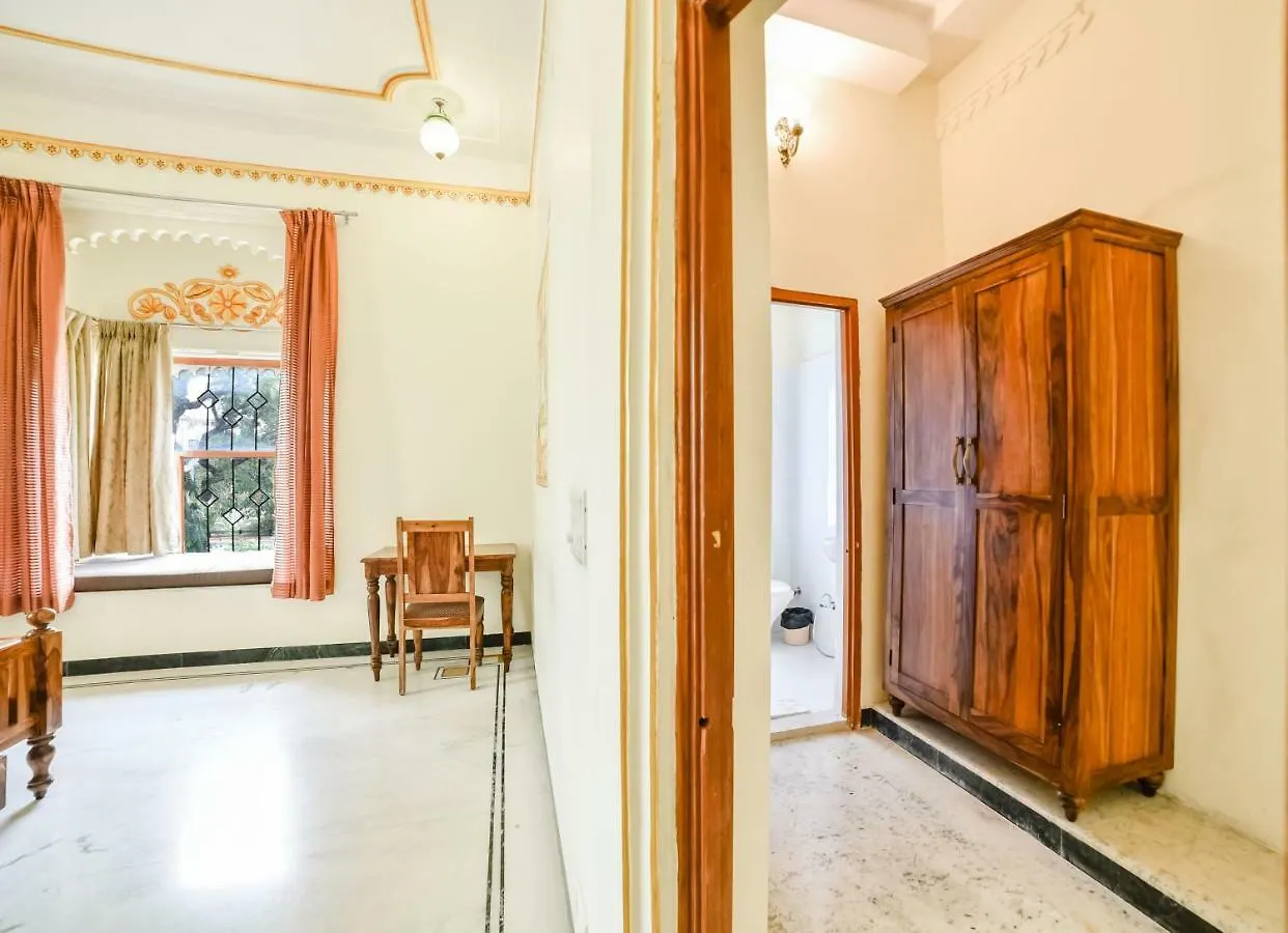 Hotel Jaisingh Garh By Innovating Hospitality Udaipur 3*,  India